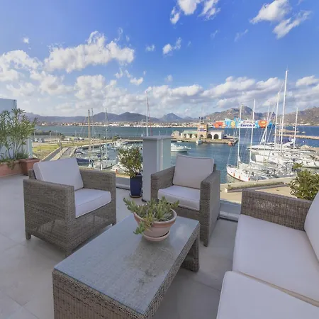 With Terrace For 4 People Apartment *